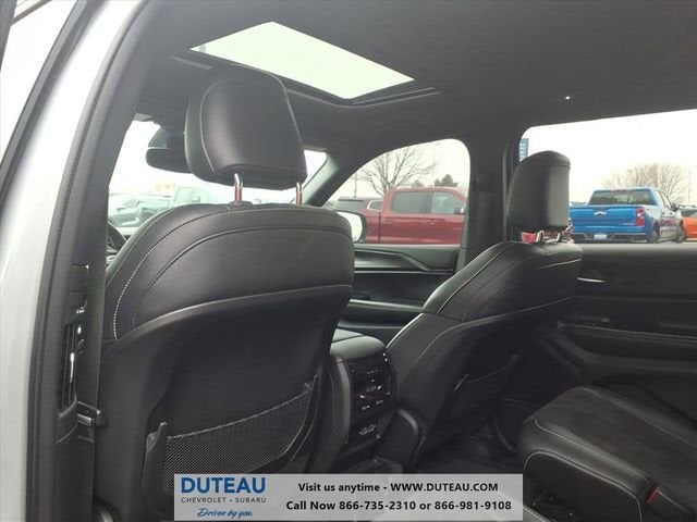 2023 Jeep Grand Cherokee L Altitude