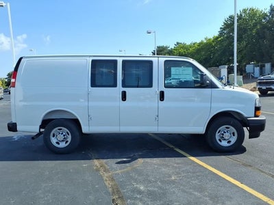 2026 Chevrolet Express Cargo WT