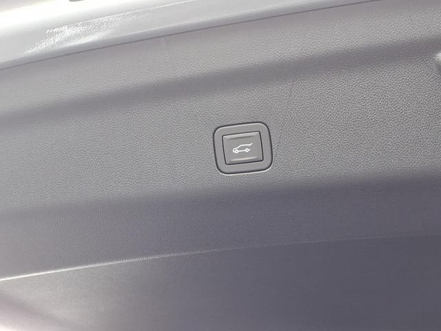 2026 Chevrolet Tahoe Premier - Photo 11