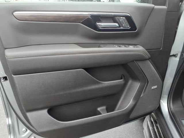 2026 Chevrolet Tahoe Premier - Photo 17