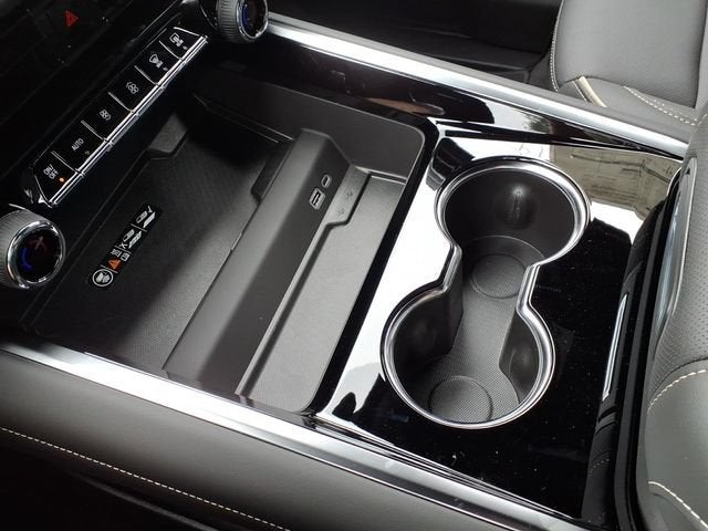 2026 Chevrolet Tahoe Premier - Photo 24
