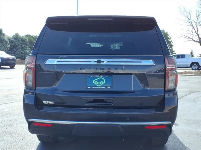 2023 Chevrolet Suburban LT