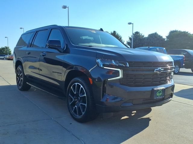 2023 Chevrolet Suburban RST
