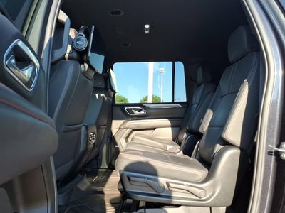 2023 Chevrolet Suburban RST