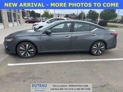 2020 Nissan Altima SV FWD