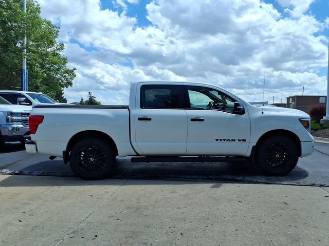 2019 Nissan TITAN SV