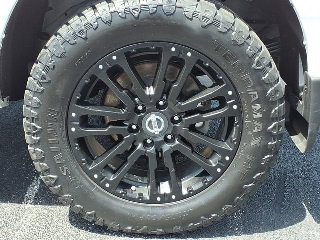 2019 Nissan TITAN SV