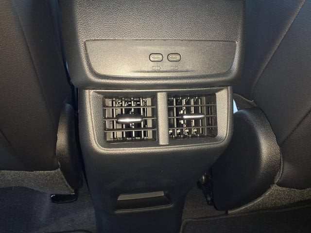 2027 Chevrolet Equinox LT - Photo 13