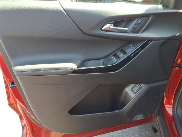 2027 Chevrolet Equinox LT - Photo 16