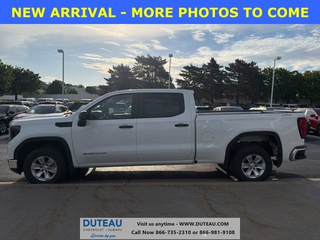 2024 GMC Sierra 4WD Crew Cab Short Box Pro's photo