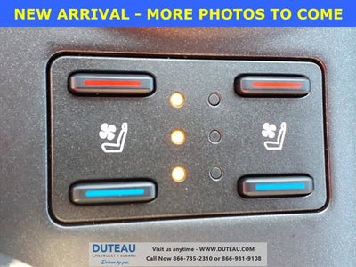 2021 Toyota Camry Hybrid XLE