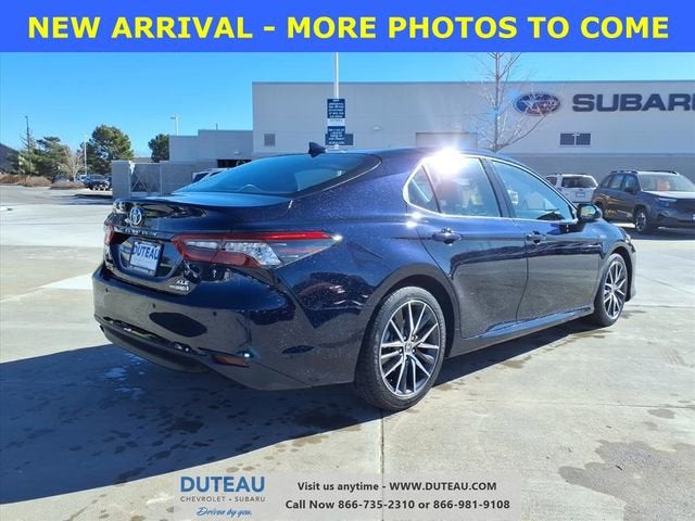 2021 Toyota Camry Hybrid XLE