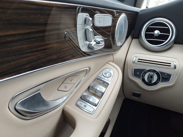 2016 Mercedes-Benz C 300 4MATIC®