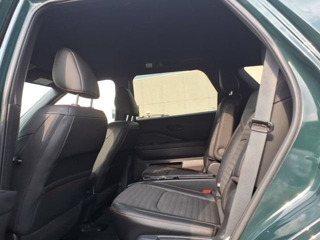 2025 Nissan Pathfinder Rock Creek 4WD