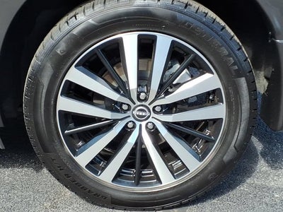 2023 Nissan Pathfinder Platinum 4WD