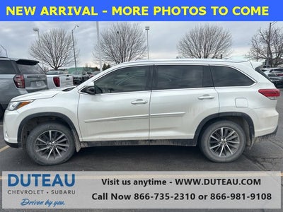 2019 Toyota Highlander SE