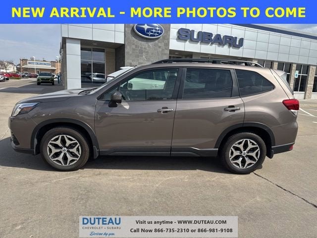 2023 Subaru Forester Premium