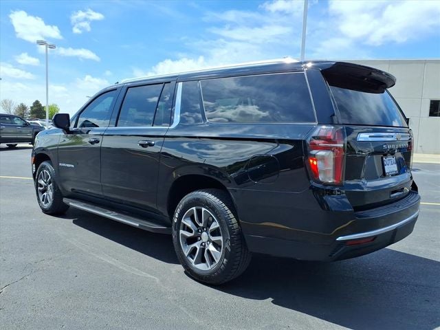 2022 Chevrolet Suburban LT