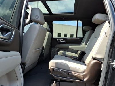 2022 Chevrolet Suburban LT