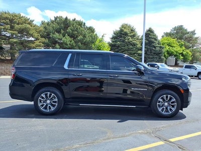 2022 Chevrolet Suburban LT