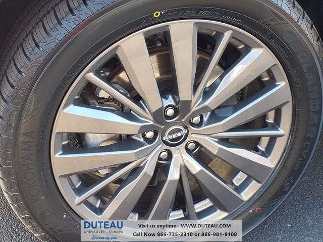 2022 Nissan Pathfinder SL