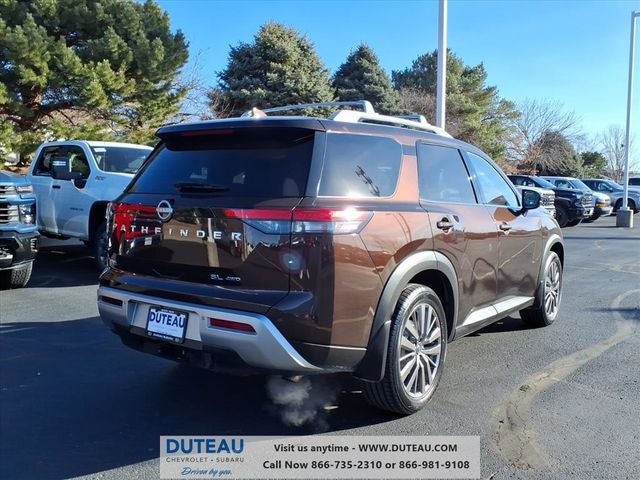 2022 Nissan Pathfinder SL
