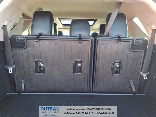 2022 Nissan Pathfinder SL