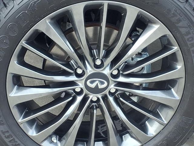 2021 INFINITI QX80 Premium Select